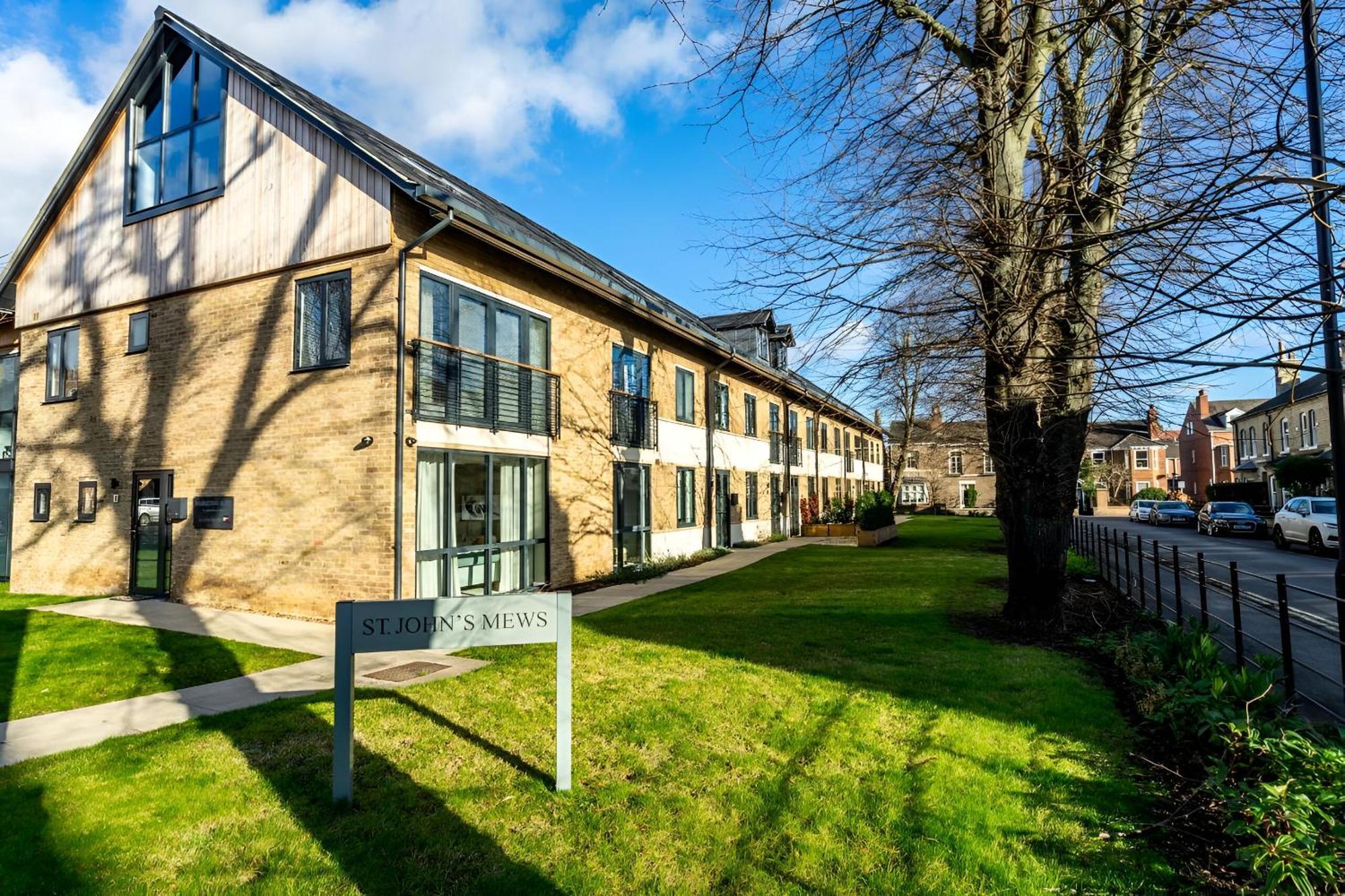 Modern Apartment In Central Quiet York With Free Parking - Contemporary New Building Exterior foto